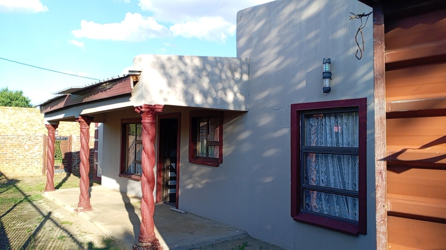  Bedroom Property for Sale in Botshabelo Free State